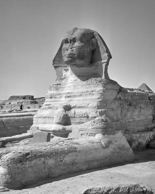 1960s THE GREAT SPHINX OF GIZA OUTSIDE OF CAIRO EGYPT LIMESTONE STATUE BUILT CIRCA 2500 BC BY PHARAOH KAFRE