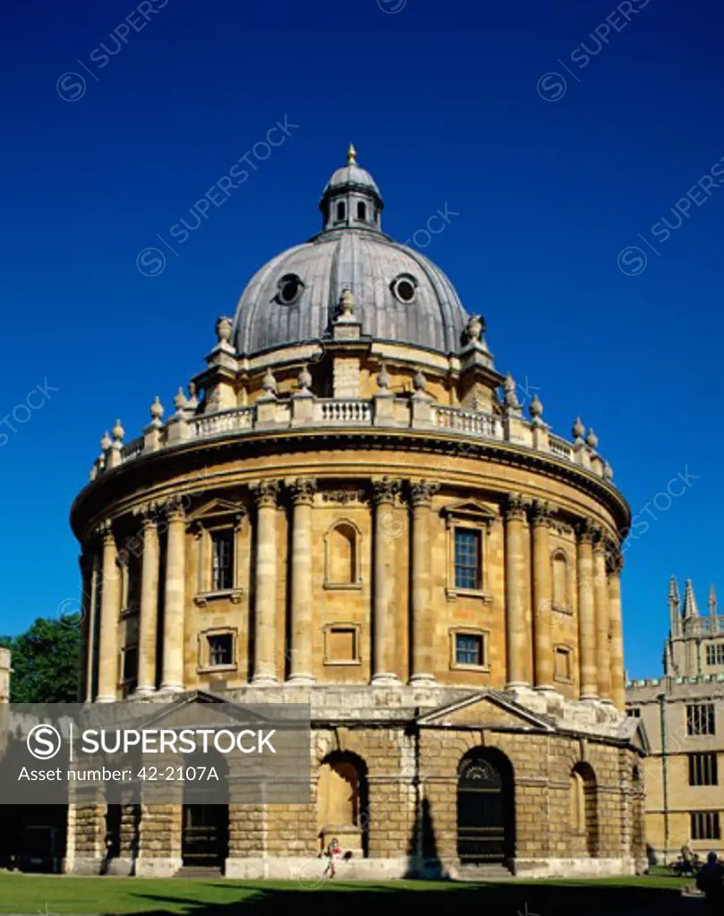 Facade of a educational building, Radcliffe Camera, Oxford, England