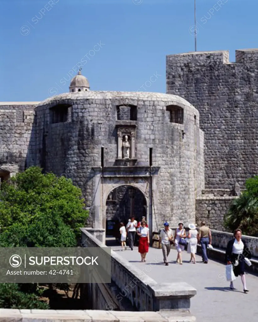 Group of people walking in front of a gate, West Gate, Dubrovnik, Croatia