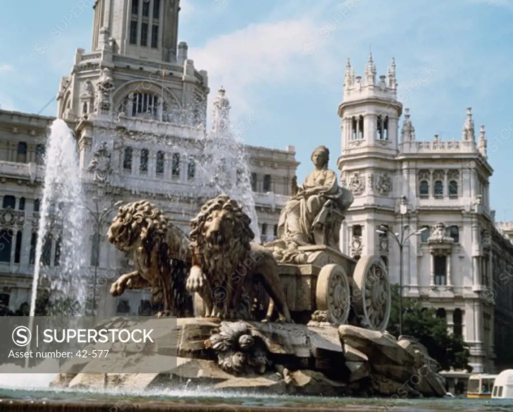 Fountain in front of a building, Cibeles Fountain, Plaza de Cibeles, Madrid, Spain