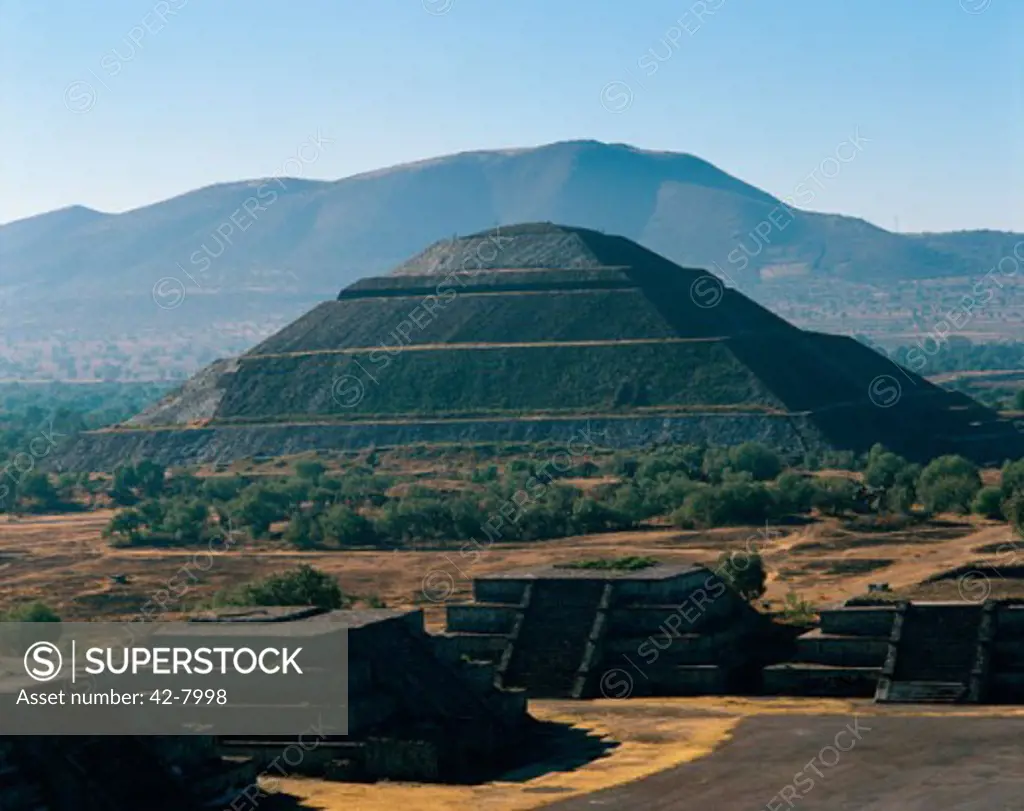 Old ruins of a pyramid, Pyramid of the Sun, Teotihuacan, Mexico