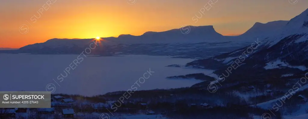 Sunrise in Lapporten Valley, Abisko, Sweden