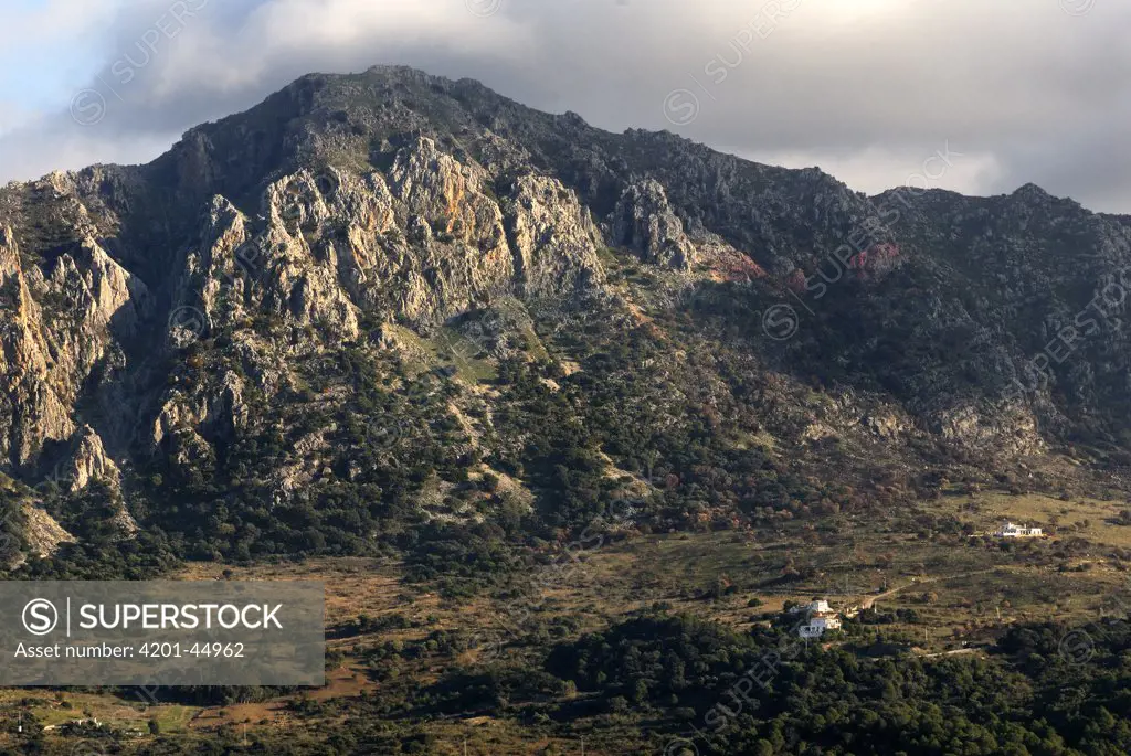 View from the west on the Sierra del Cuera mountain range, Sierra Crestallina, Spain