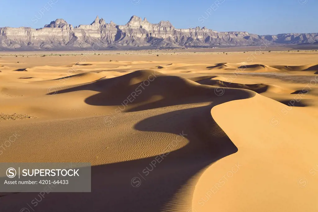 Sand dunes and mountains, Idinen, Libya