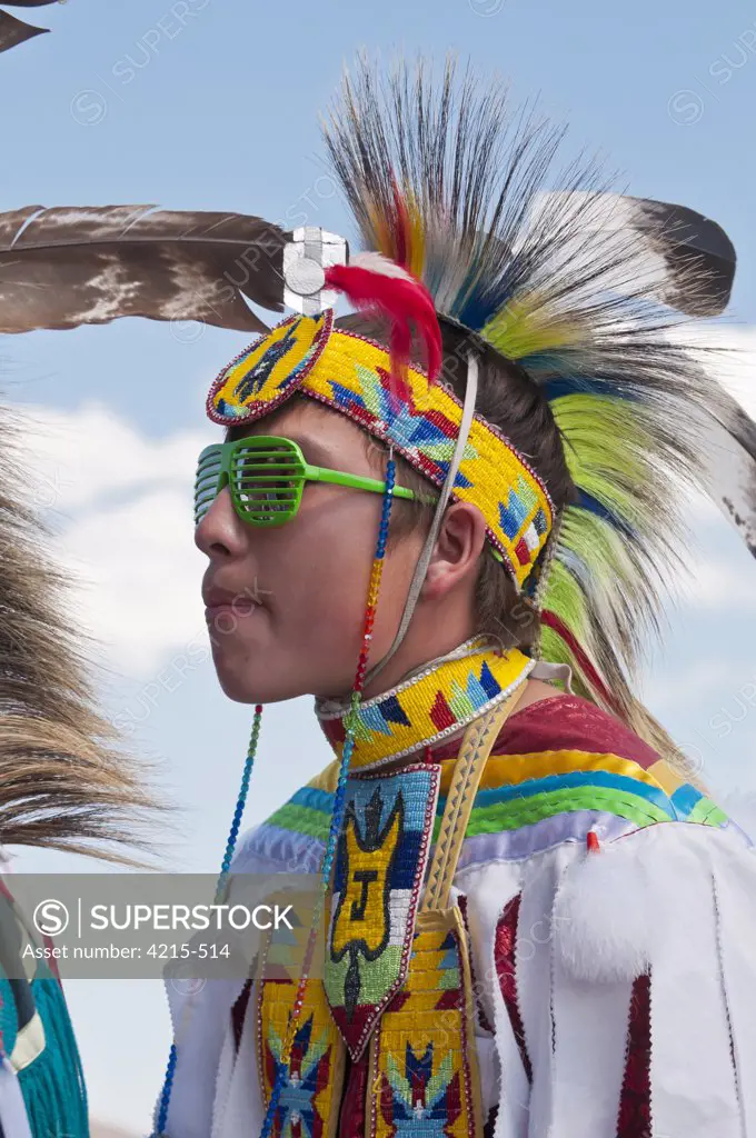 Male dancer in traditional regalia at Siksika Nation powwow, Siksika Nation, Gleichen, Alberta, Canada