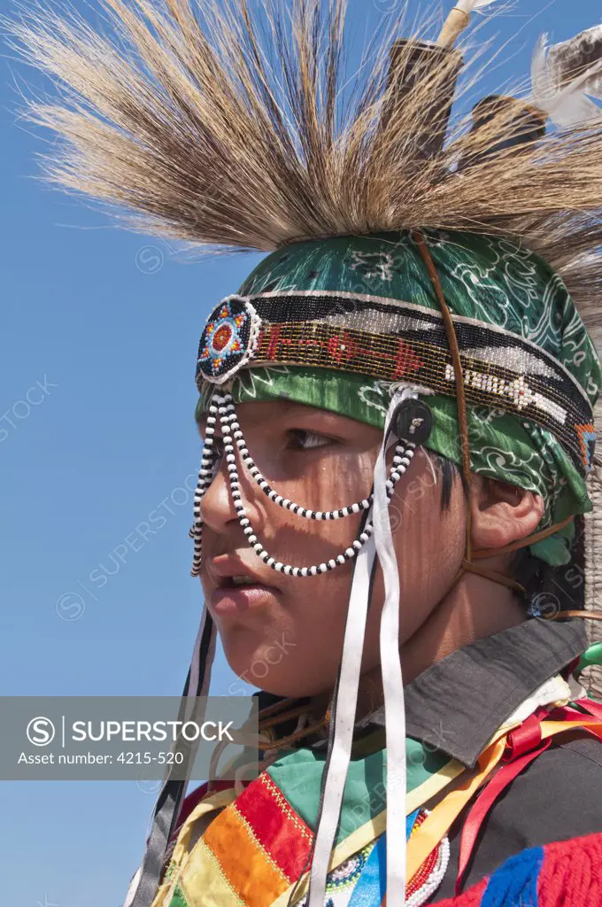 Male dancer in traditional regalia at Siksika Nation powwow, Siksika Nation, Gleichen, Alberta, Canada