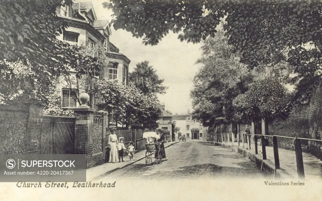 Leatherhead, Surrey - Church Street     Date: circa 1910s