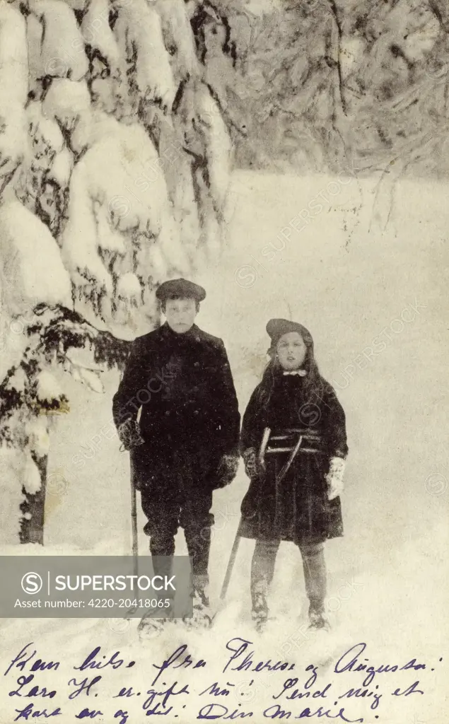 Norwegian brother and sister in the snow     Date: 1909