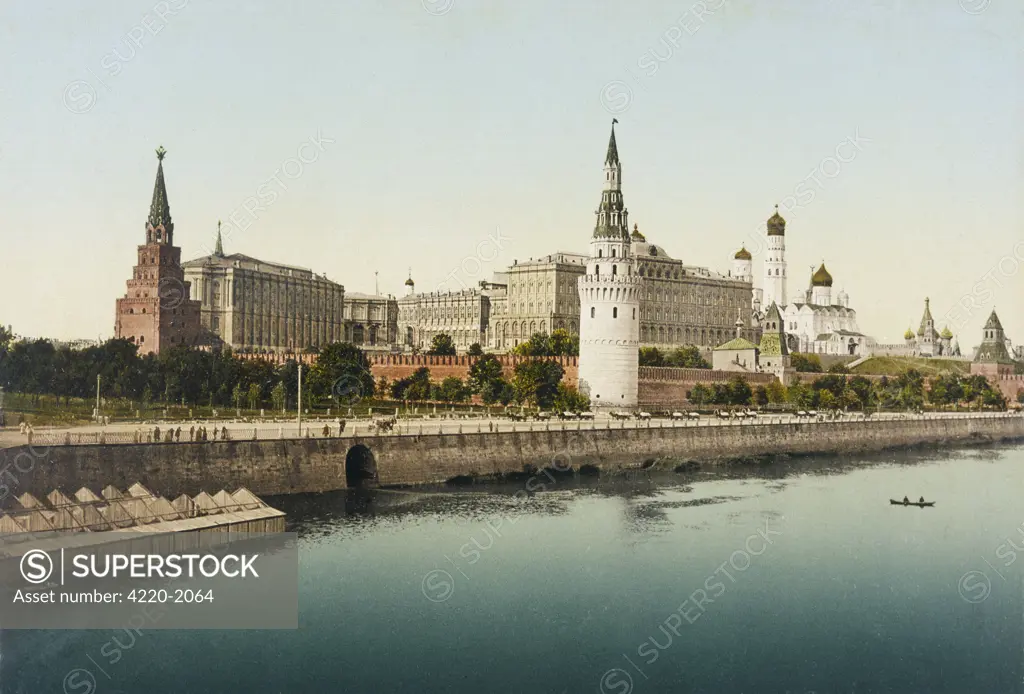 A view of the Kremlin taken from across the river Date: circa 1905