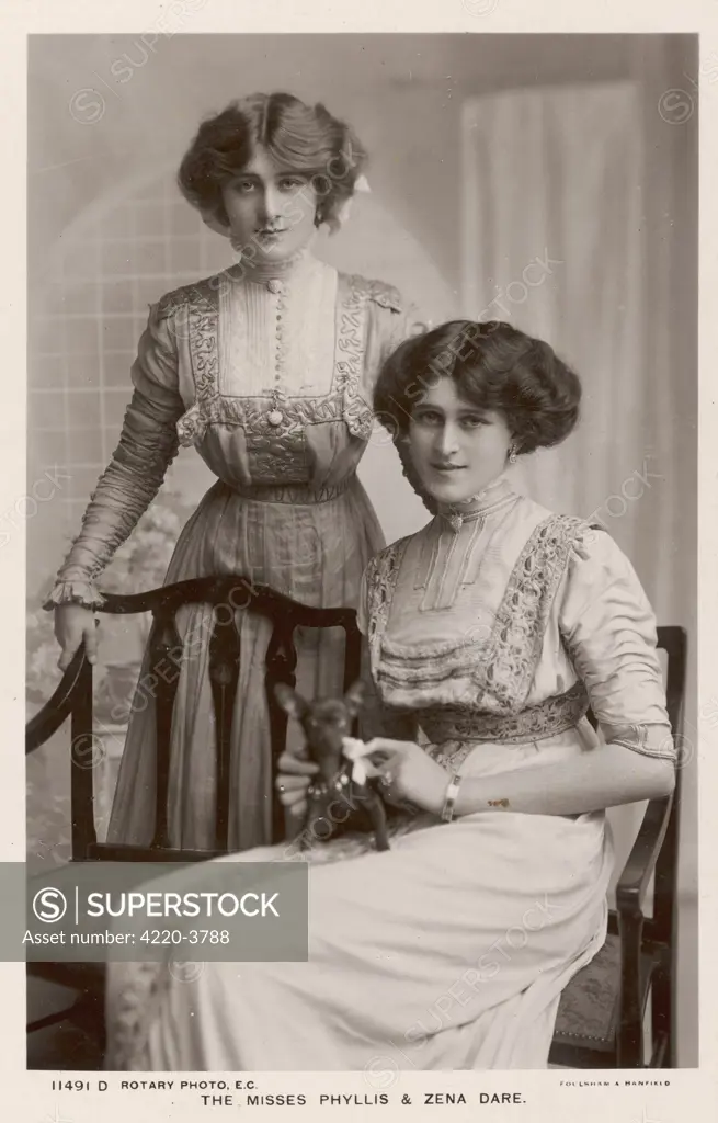 PHYLLIS &amp; ZENA DARE  Actresses and sisters:  Zena (right), Phyllis (left)       Date: 1900s
