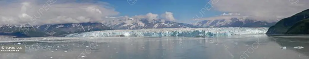 Hubbard Glacier, the largest tidewater glacier in the world