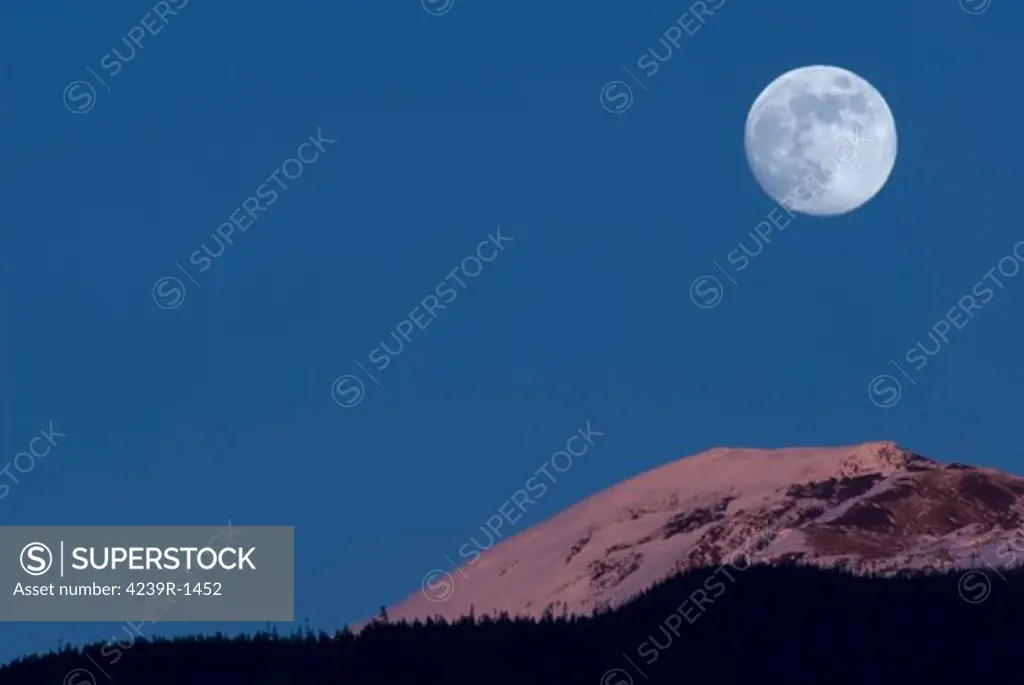 January 31, 2007 - Full Moon at Alpenglow, New Aiyansh, British Columbia, Canada