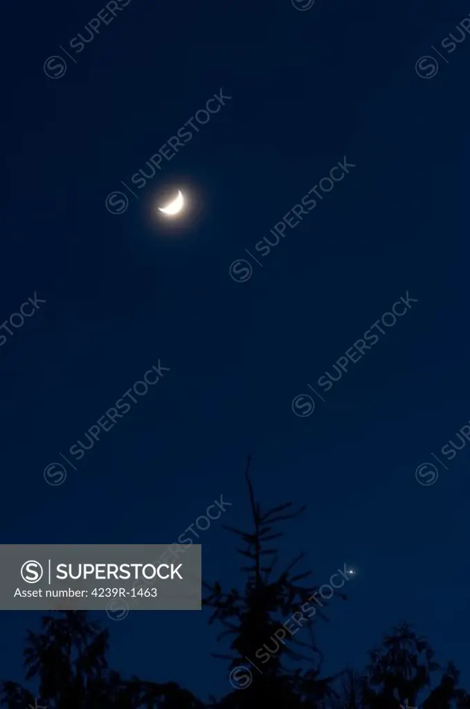 January 30, 2009 - Moon and Venus Conjunction, Lumby, British Columbia, Canada