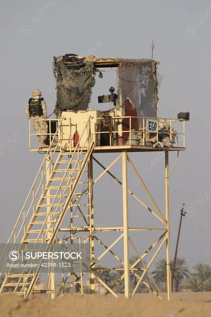 Baqubah, Iraq - Guard tower manned by Georgian soldiers at Camp Warhorse