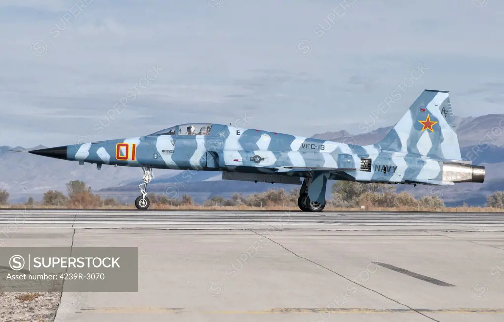 An F-5 Tiger II assigned to Fighter Squadron Composite (VFC-13) Saints. VFC-13 is a US Navy fighter squadron that provides adversary training for U.S. Navy air wings at Naval Air Station Fallon, Nevada.