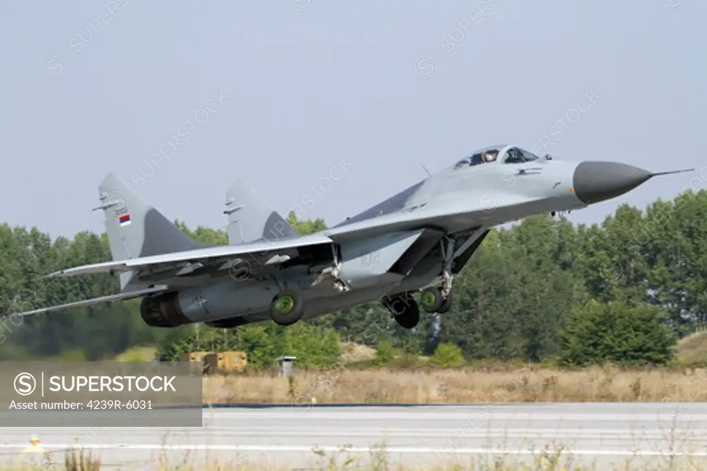 A Serbian Air Force MiG-29 departing from Graf Ignatievo Air Base.