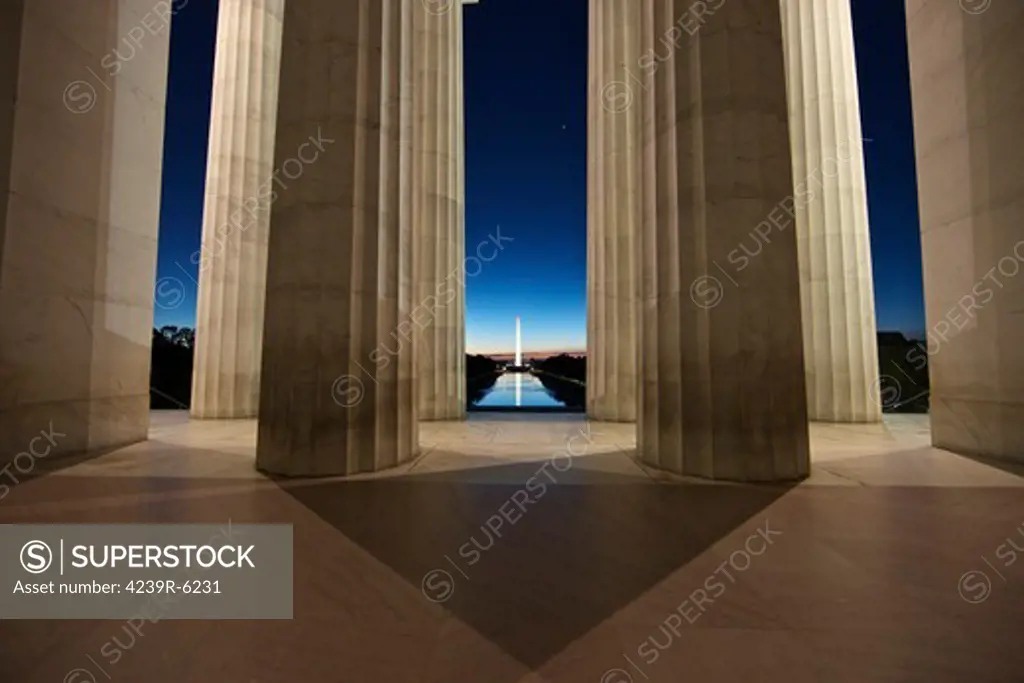 Washinton Monument at sunset, viewed from the Lincoln Memorial.