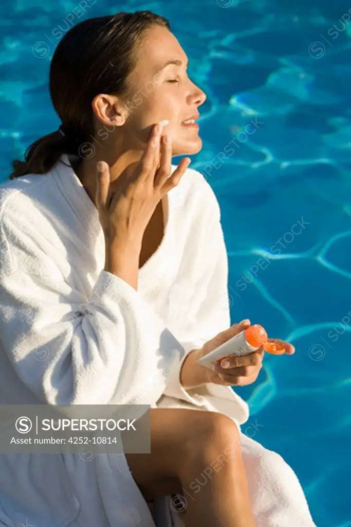 Woman swimming pool.
