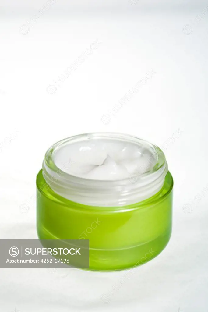 Organic beauty cream