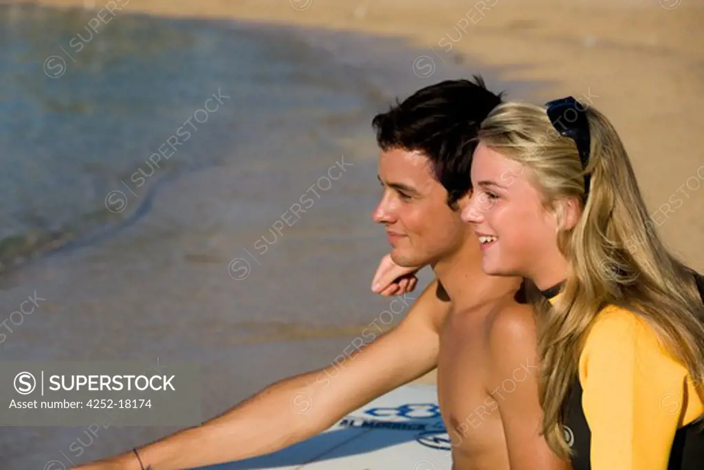 Couple beach surf