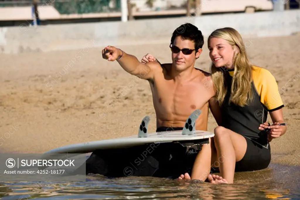 Couple beach surf