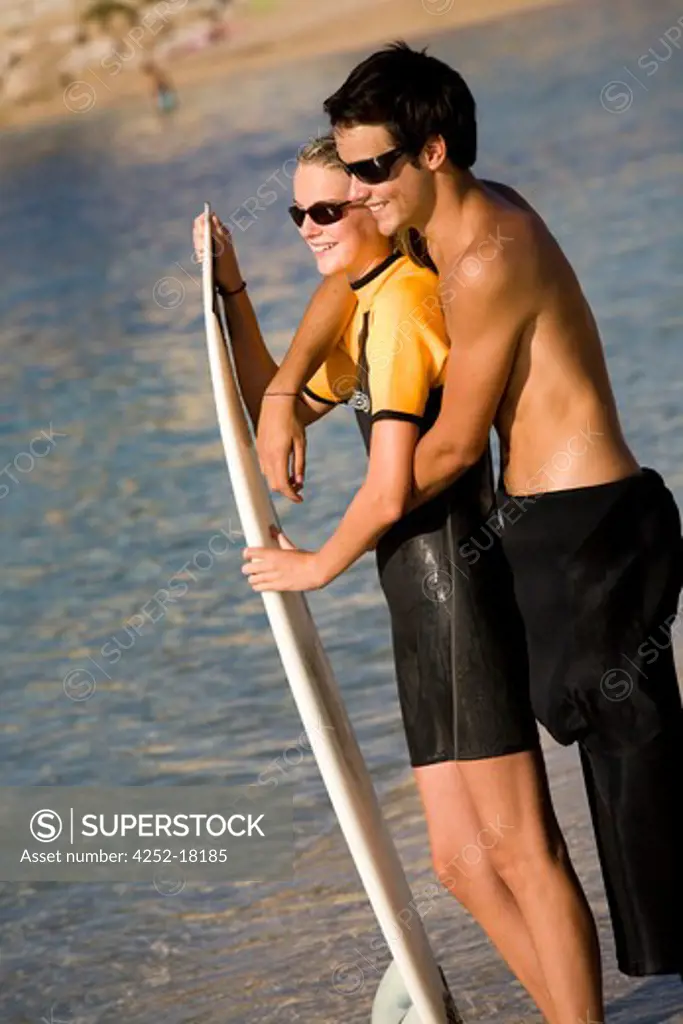 Couple sea surf