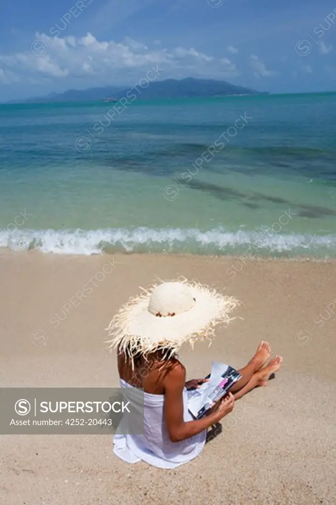 Woman beach hat