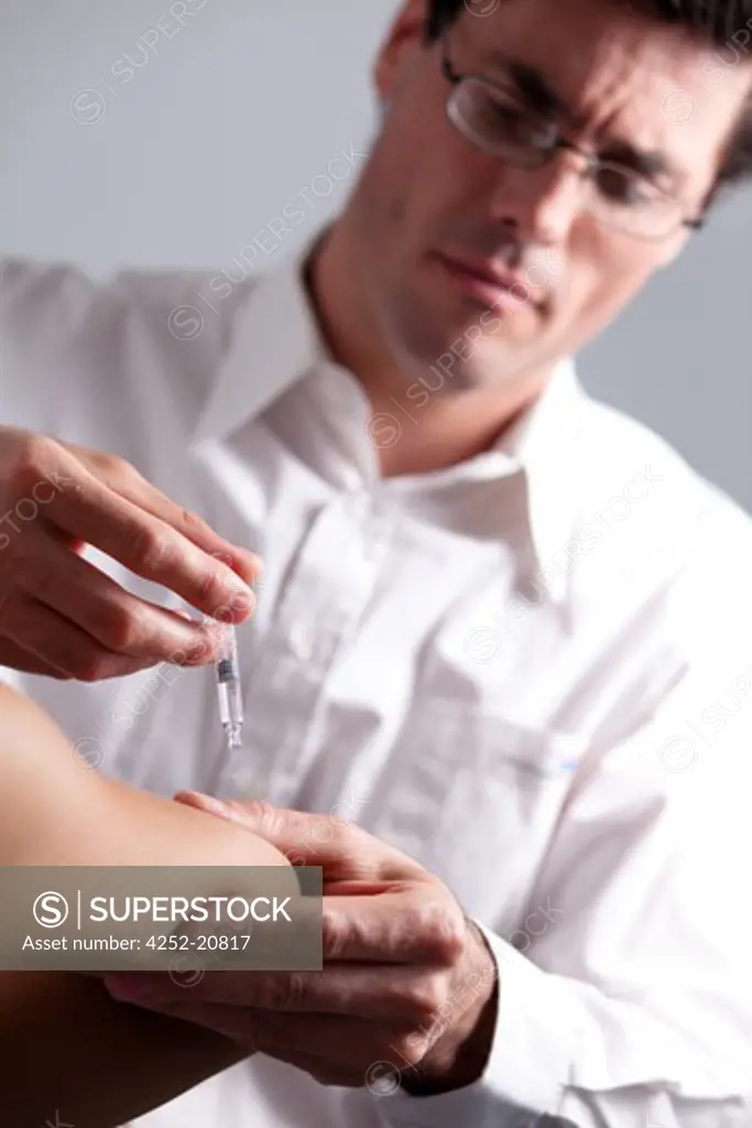 Doctor vaccine