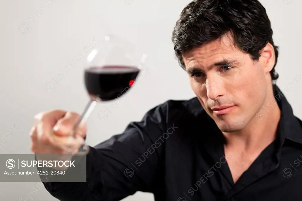 Man red wine