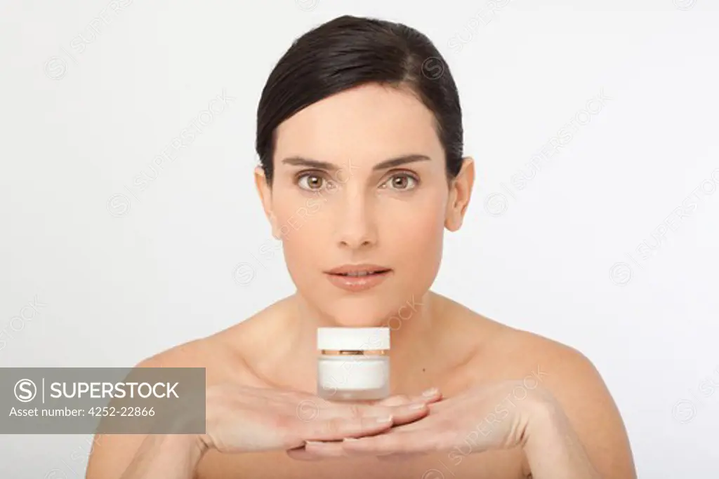 Woman antiwrinkle cream