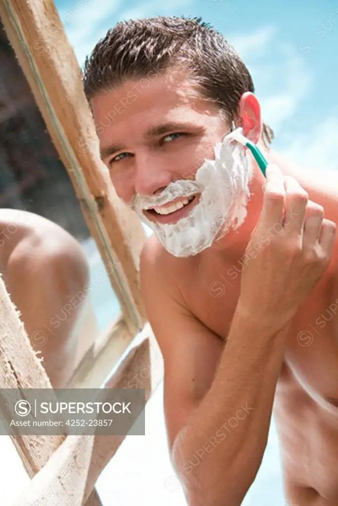Man nature shaving