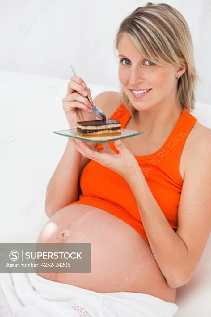 Pregnant woman cake