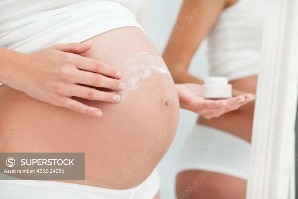Pregnant woman cream