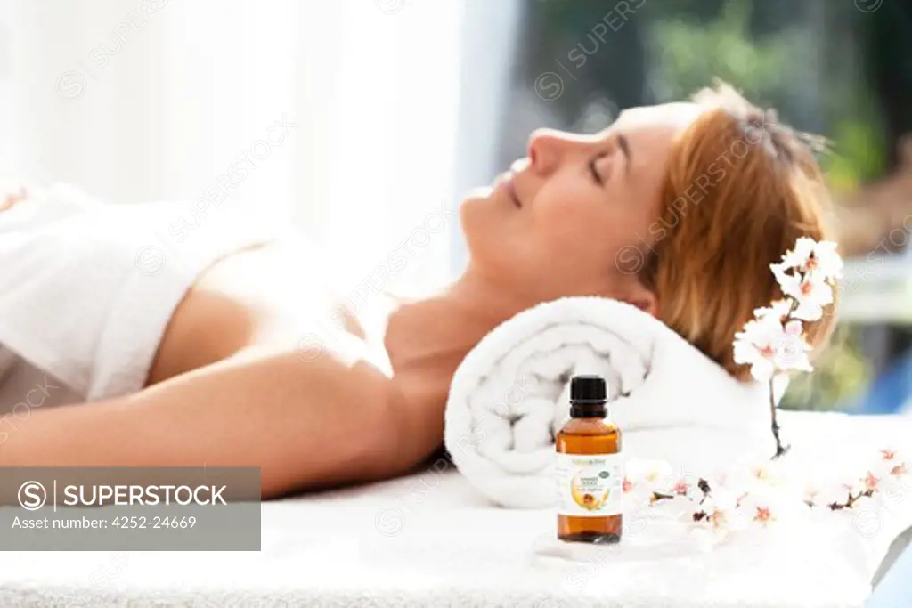 Woman thalassatherapy essential oil