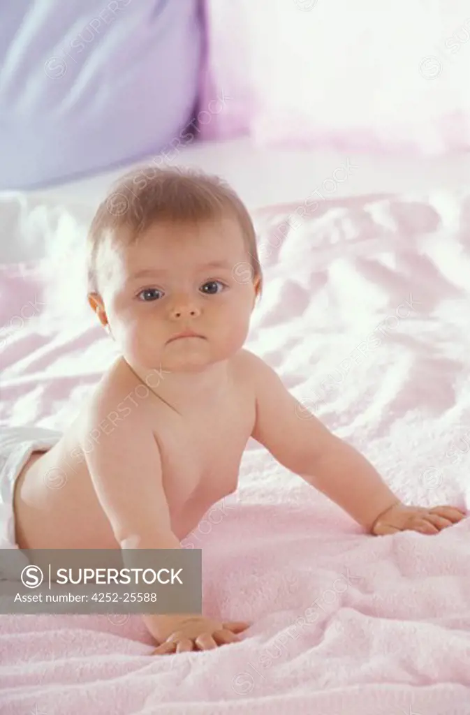 children inside portrait baby expression bed look curiosity curious