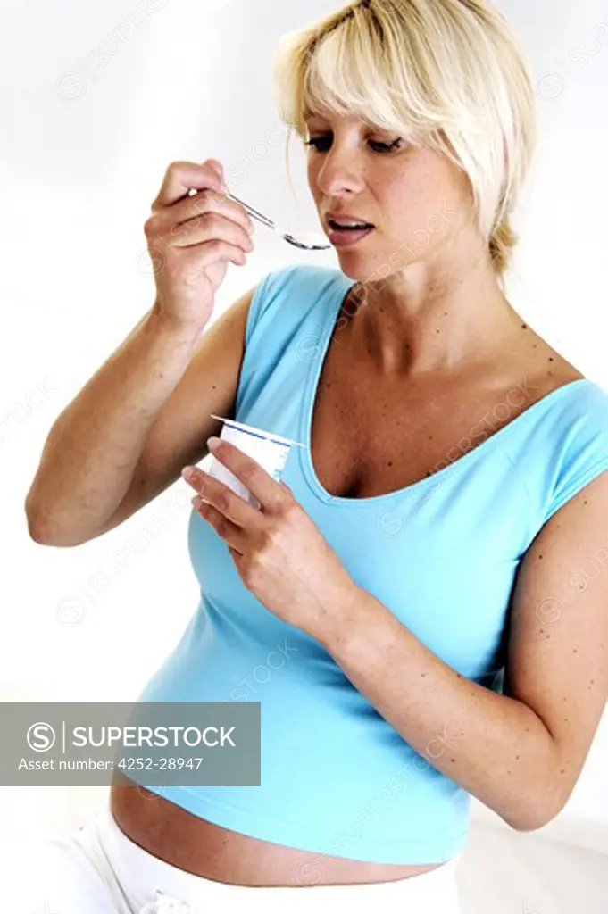 Woman pregnancy yoghourt.