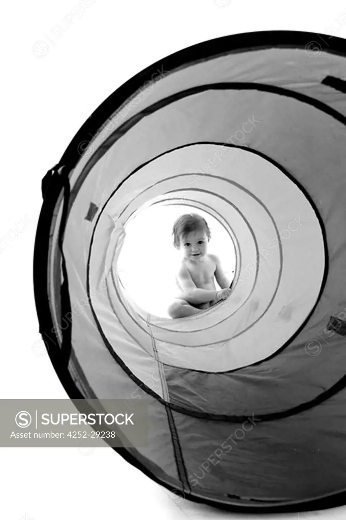 Baby tunnel toy