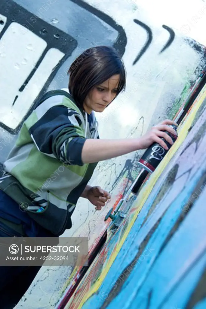 Teenage girl graffitis