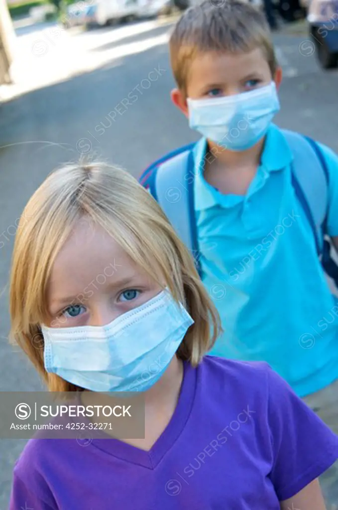 School kids anti-contagion masks