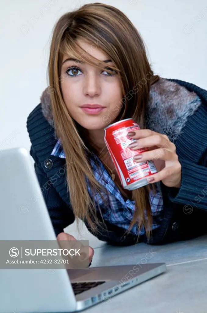 Teenage girl mobile computer