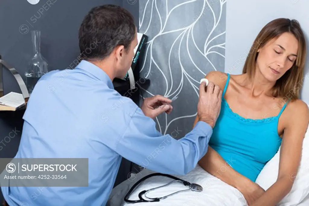 Woman vaccination doctor