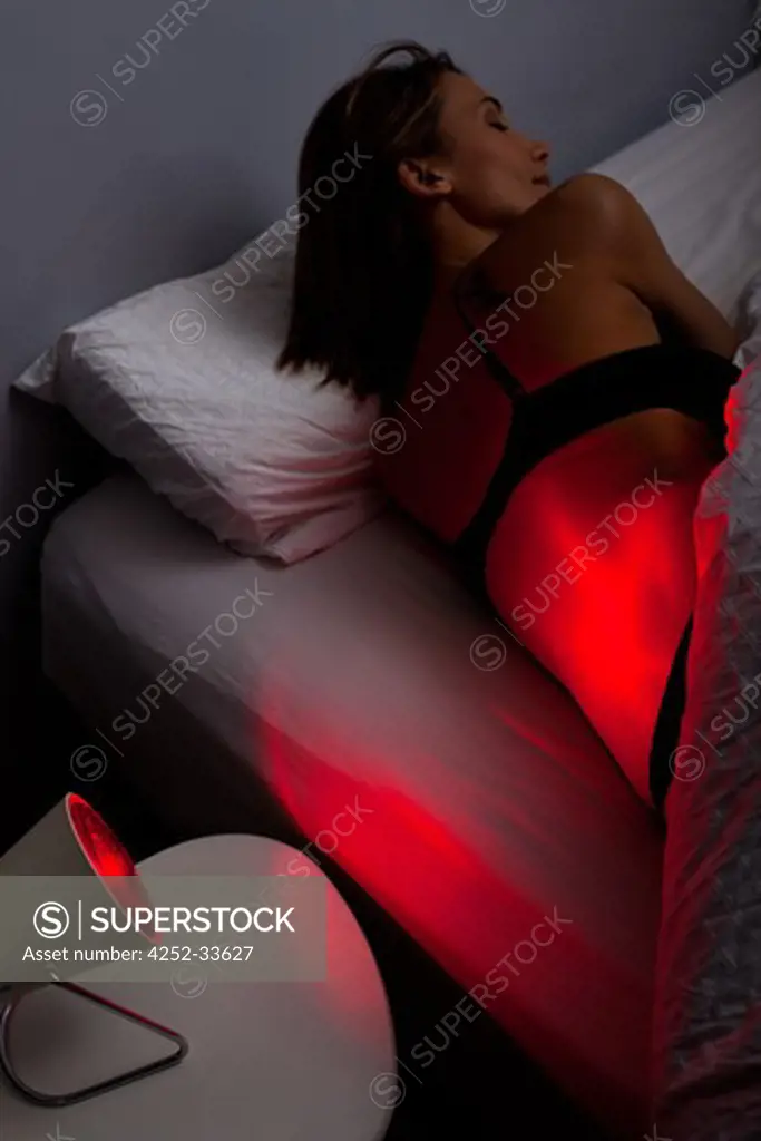Woman heat treatment lamp