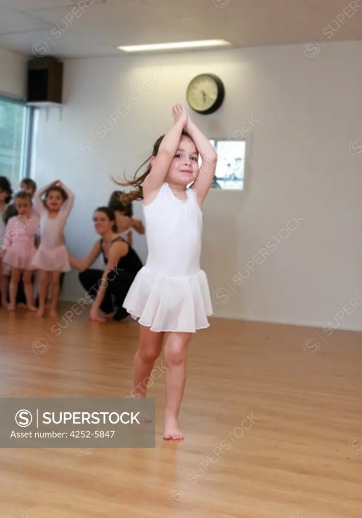 Little girl dance