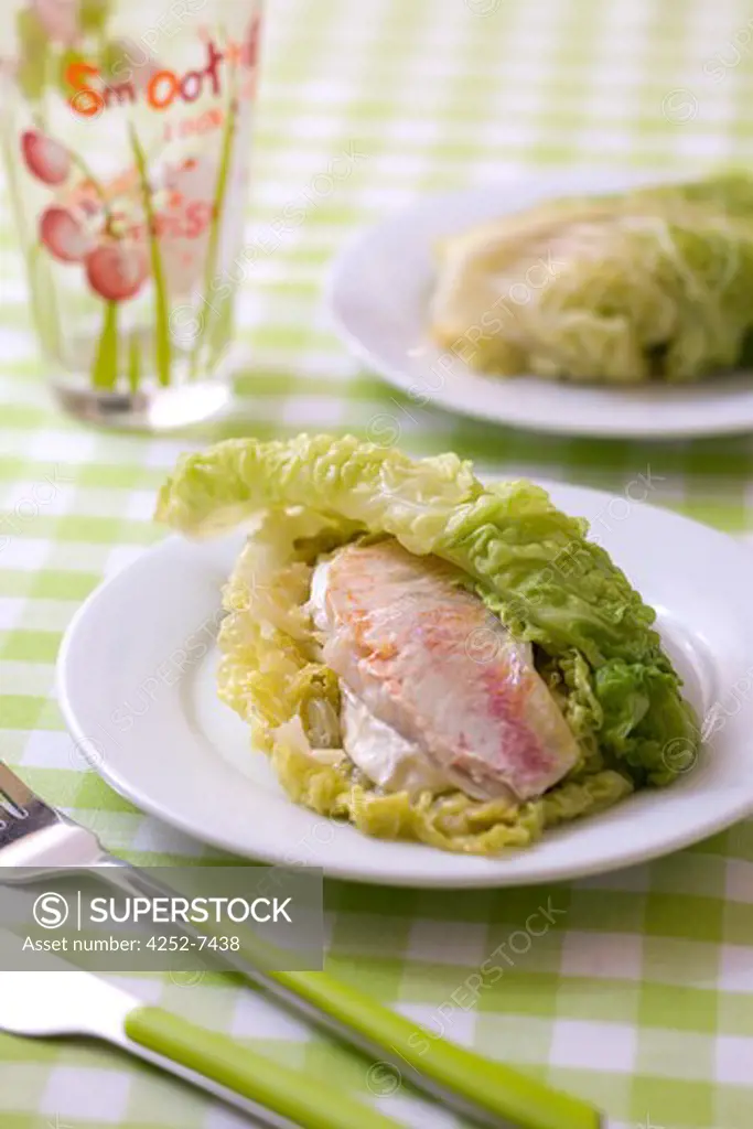 Red mullet cabbage papillote