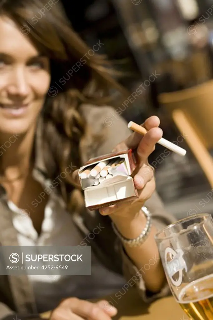 Woman pack of cigarets
