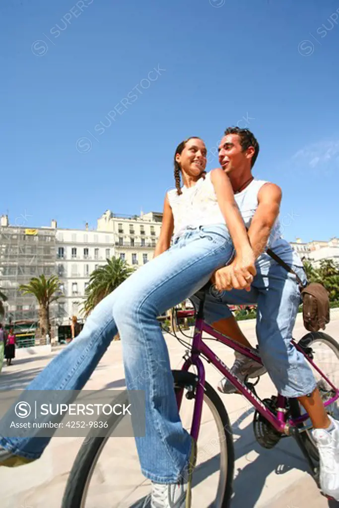 Teenage couple bike