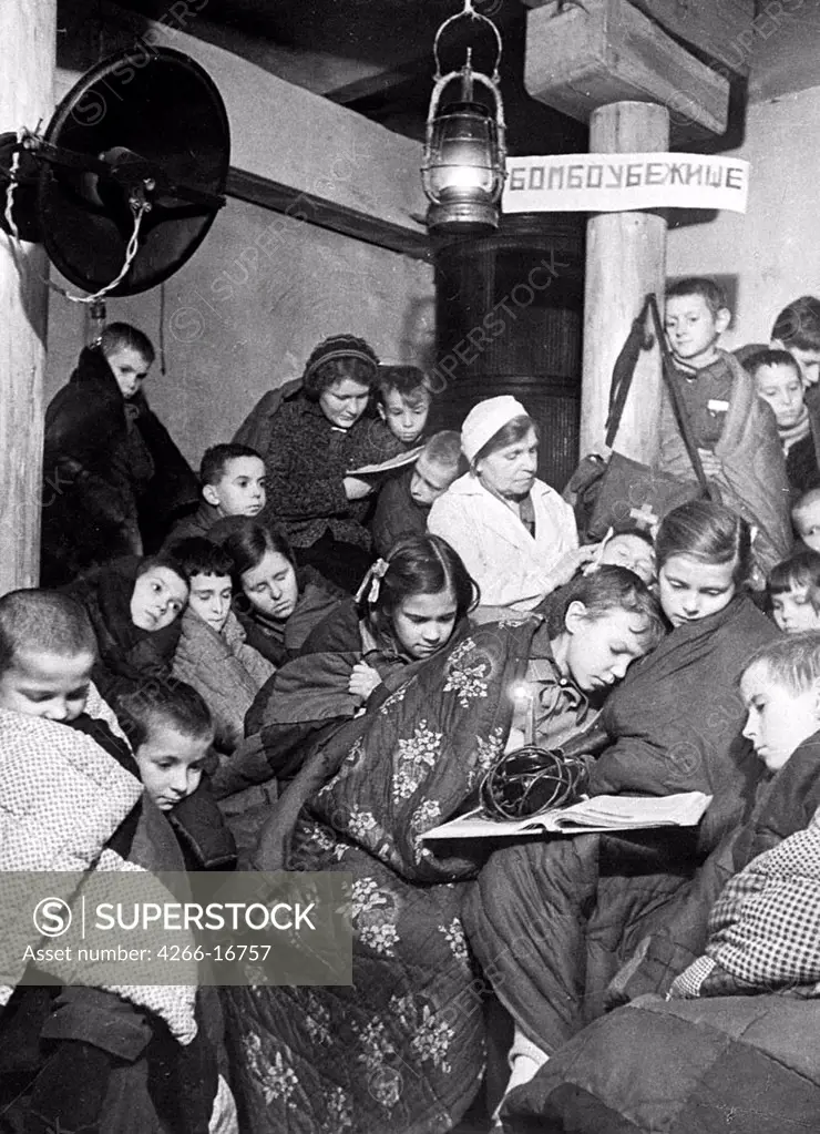 Air raid shelter at a subway station in Leningrad by Russian Photographer  /State Museum of the Political History of Russia, St. Petersburg/1942/Photograph/Russia/Genre,History