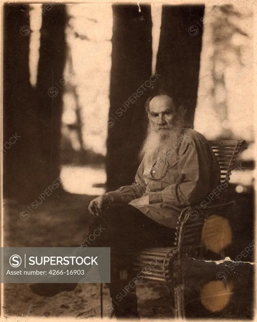 Leo Tolstoy in Yasnaya Polyana by Prokudin-Gorsky, Sergey Mikhaylovich (1863-1944)/State Museum of Leo Tolstoy, Moscow/1908/Photograph/Russia/Portrait