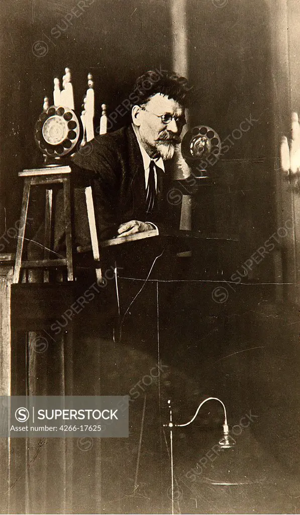 First Speech of Mikhail Kalinin as Chairman of the Central Executive Committee by Otsup, Pyotr Adolfovich (1883-1963)/Russian State Film and Photo Archive, Krasnogorsk/1919/Photograph/Russia/Portrait,History