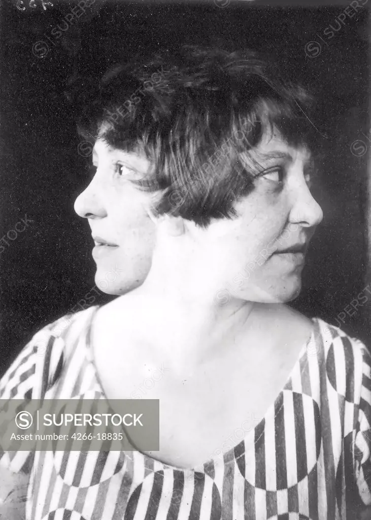 Double portrait of the artist and graphic designer Varvara Stepanova (1894-1958) by Rodchenko, Alexander (1891-1956)/Moscow Photo Museum (House of Photography)/1924/Photograph/Russia/Portrait
